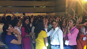 wf_1116_trend1a_girlswhocodeimage1_300px